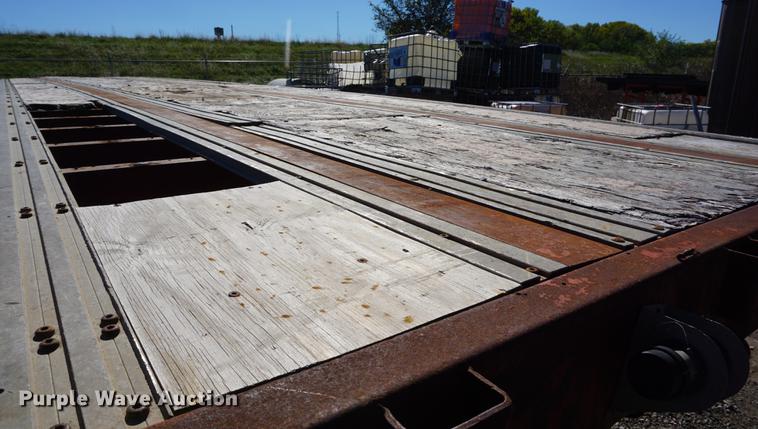 image for item DD6657 1997 Fontaine LFTW-5-10048WSAWE flatbed trailer