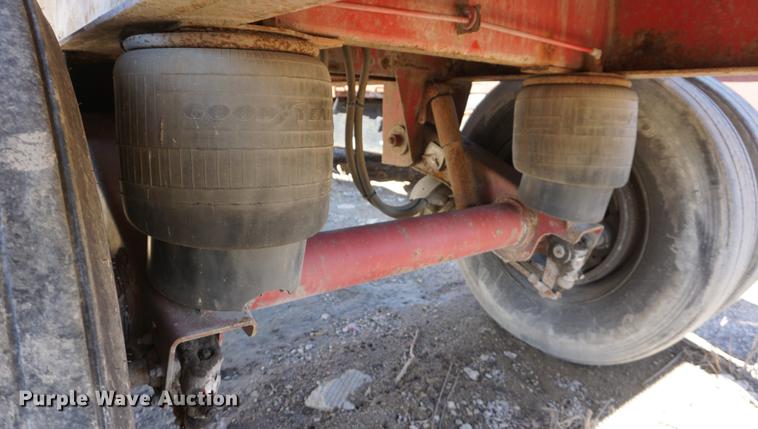 image for item DD6657 1997 Fontaine LFTW-5-10048WSAWE flatbed trailer