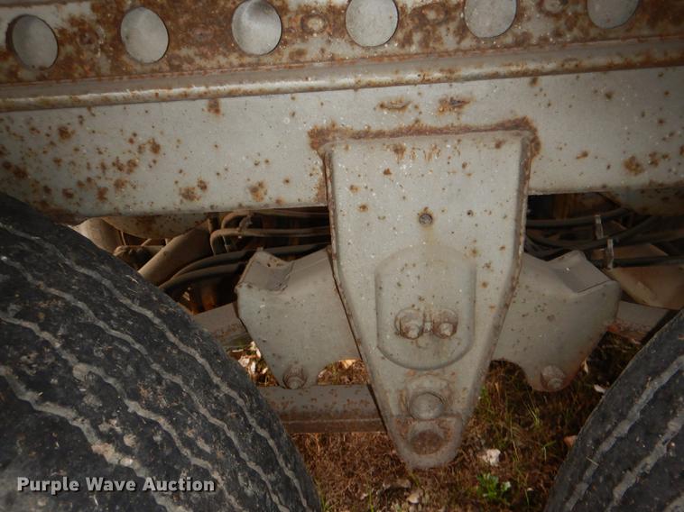 image for item DD8924 1985 Budd NF2S480D62 dry van trailer