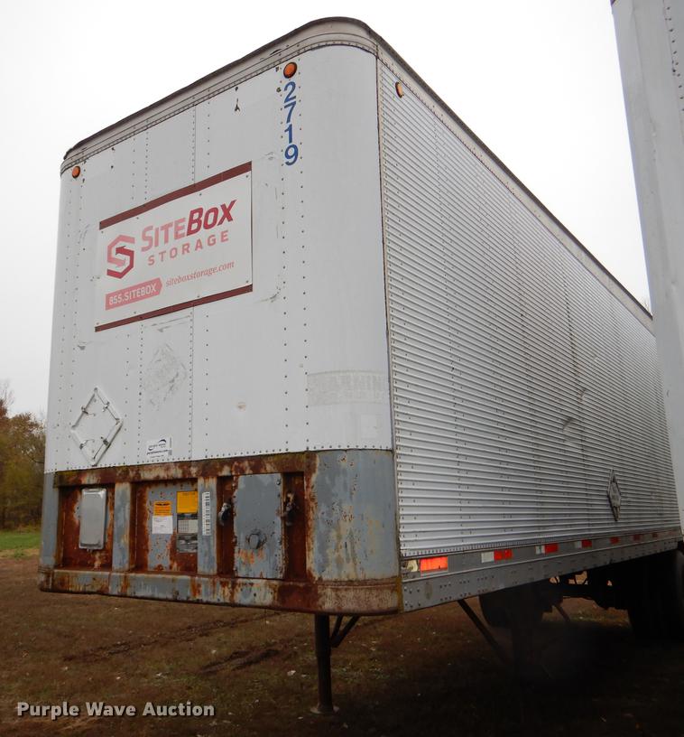 image for item DD8926 1984 Fruehauf dry van trailer