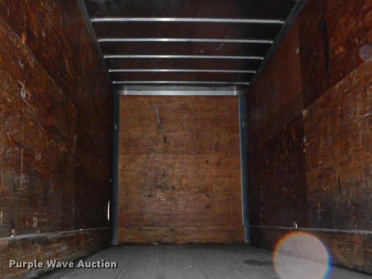 image for item DD8926 1984 Fruehauf dry van trailer