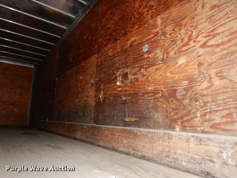 image for item DD8926 1984 Fruehauf dry van trailer