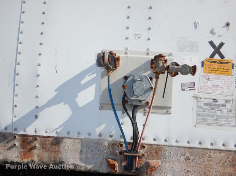 image for item DD8929 2000 Wabash dry van trailer