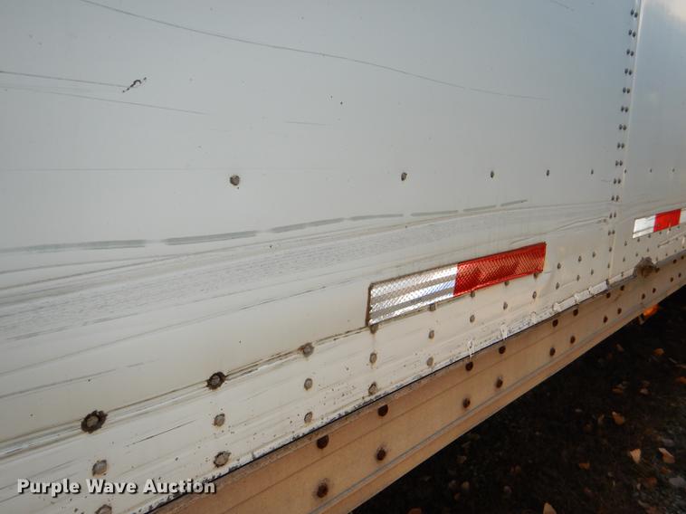image for item DD8929 2000 Wabash dry van trailer