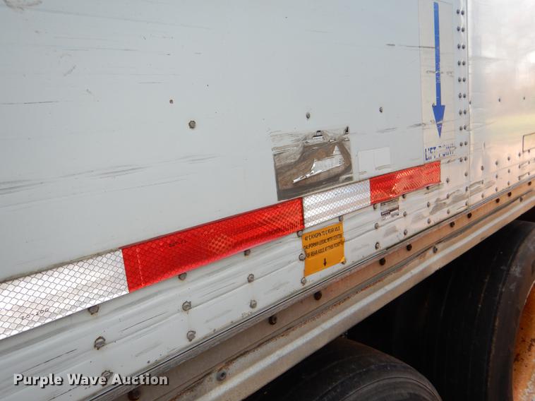 image for item DD8929 2000 Wabash dry van trailer