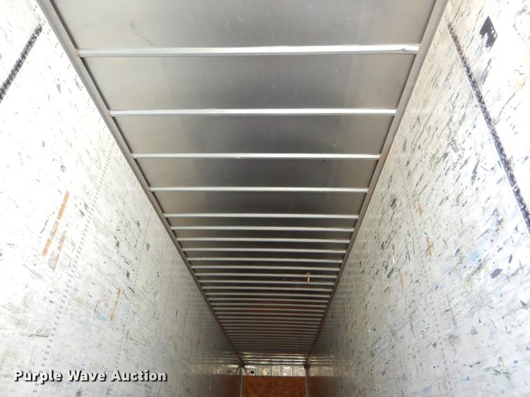 image for item DD8929 2000 Wabash dry van trailer