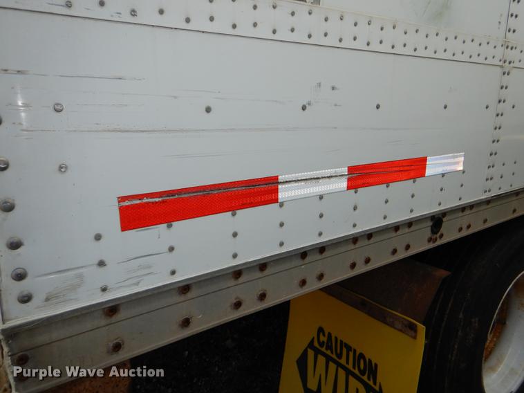 image for item DD8929 2000 Wabash dry van trailer