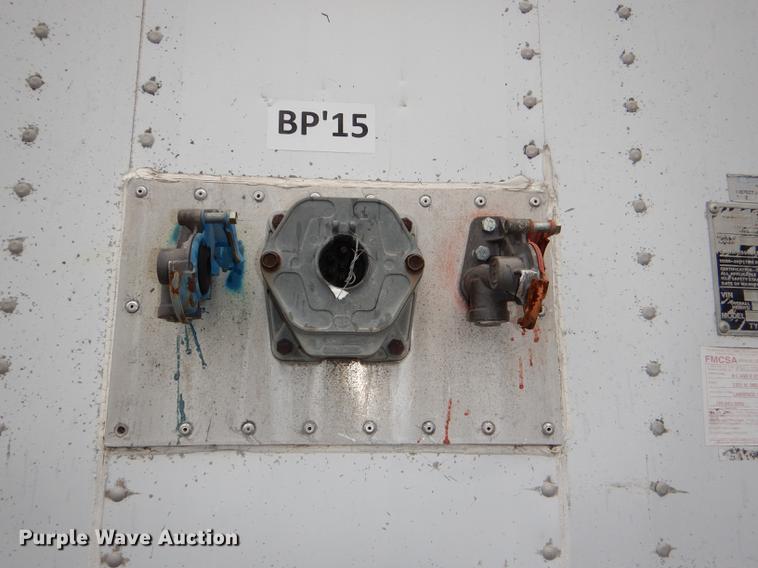 image for item DD8930 1987 Stoughton GSVW-485T-S-WEDGE dry van trailer