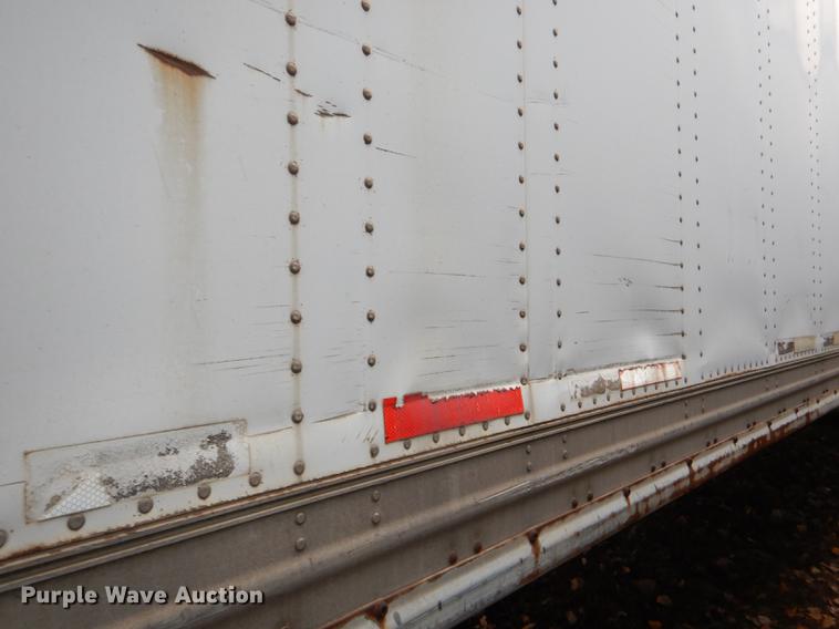 image for item DD8933 1994 Oshkosh dry van trailer