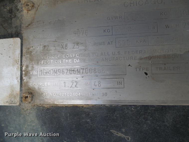 image for item DE5318 2006 Great Dane GPLWSAR248102 flatbed trailer