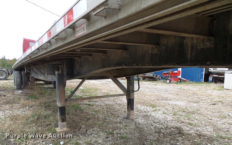 image for item DE5318 2006 Great Dane GPLWSAR248102 flatbed trailer