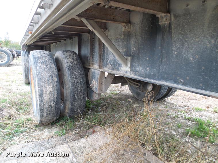 image for item DE5318 2006 Great Dane GPLWSAR248102 flatbed trailer