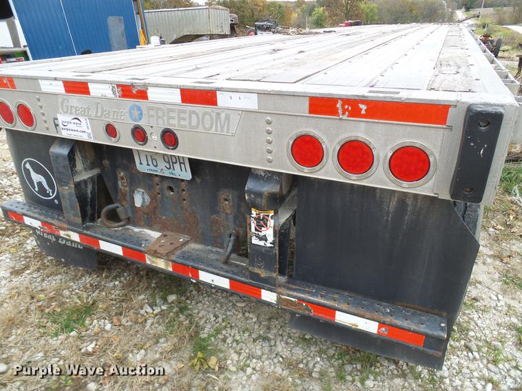 image for item DE5318 2006 Great Dane GPLWSAR248102 flatbed trailer