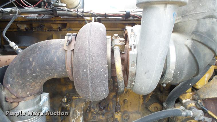 image for item DE7325 1993 Peterbilt 379 semi truck