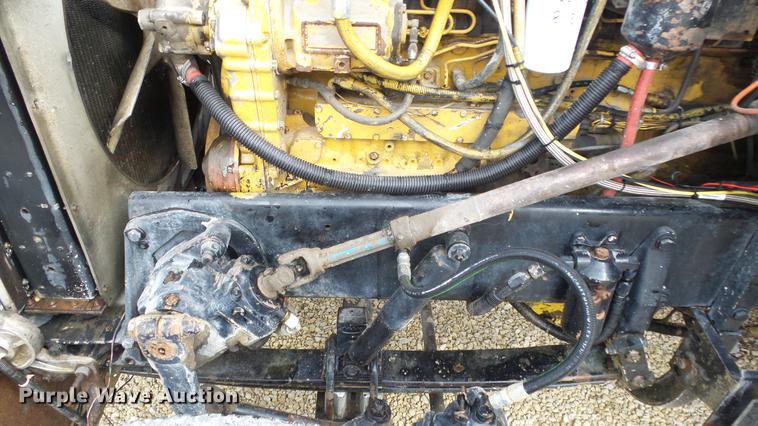 image for item DE7325 1993 Peterbilt 379 semi truck