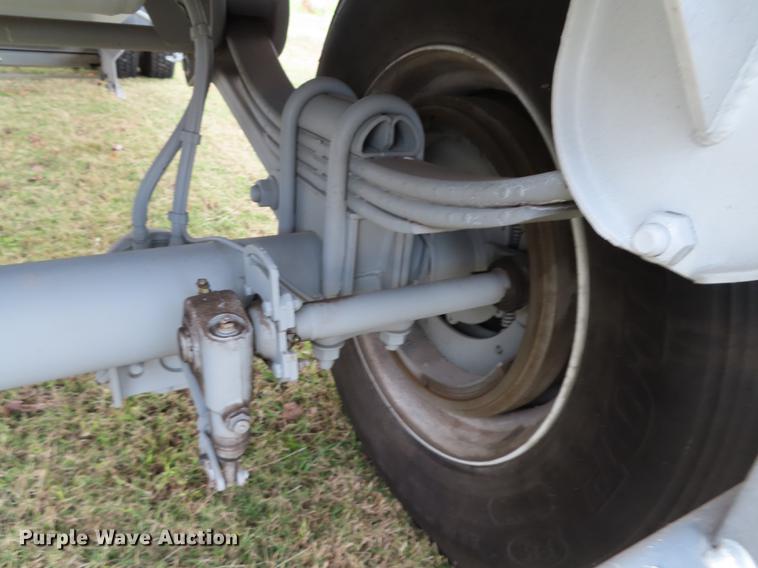 image for item DF1282 2014 Jet single hopper bottom grain trailer