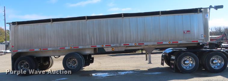 image for item DF1286 2017 Travis Vertex end dump trailer