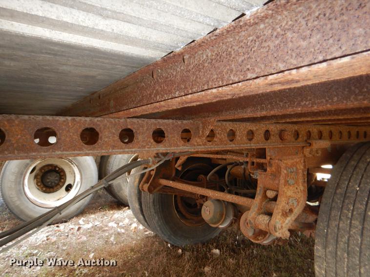 image for item DF1952 2000 Wabash dry van trailer