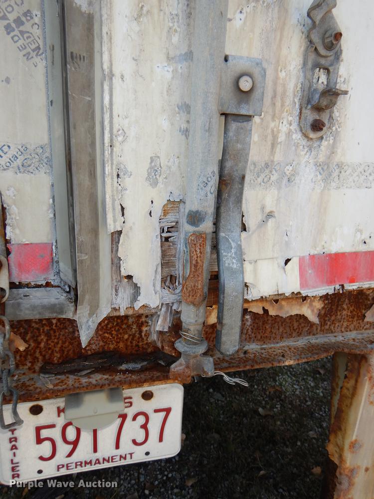 image for item DF1952 2000 Wabash dry van trailer