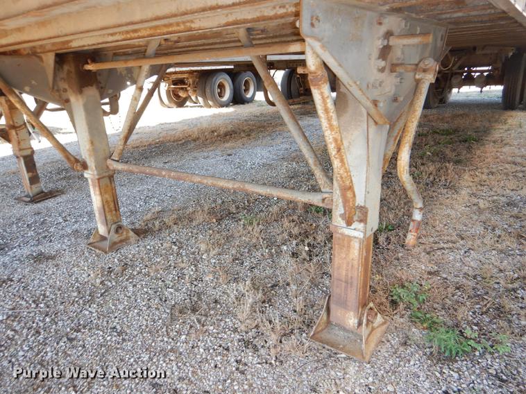 image for item DF1974 1978 Strick dry van trailer