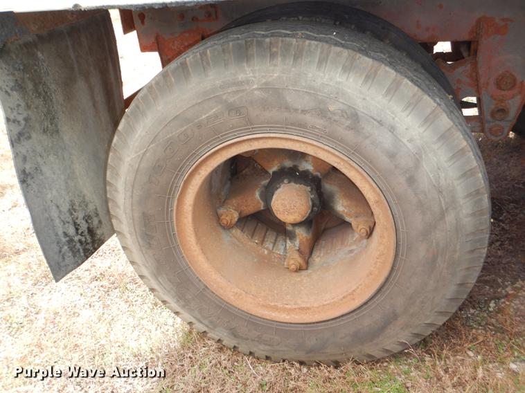 image for item DF1983 1992 Wabash SA-102CW dry van trailer