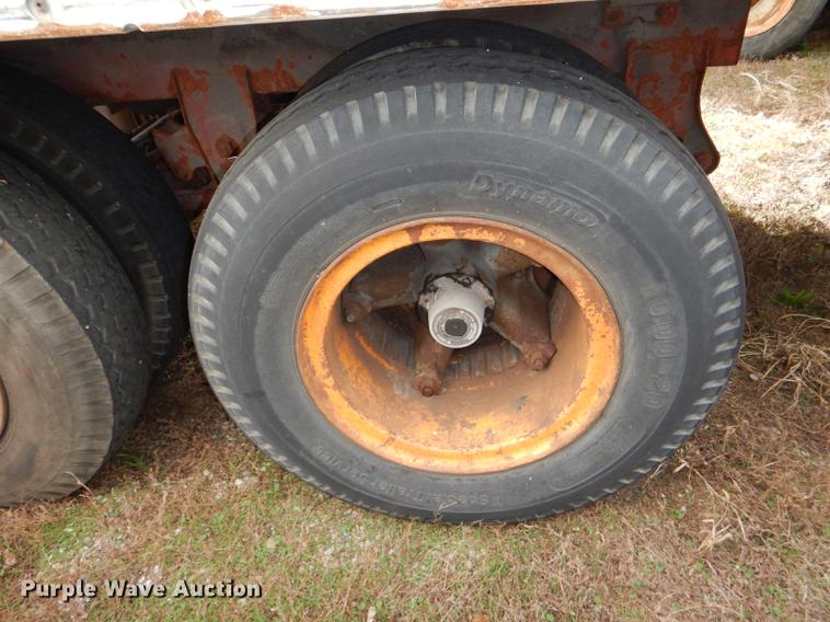 image for item DF1983 1992 Wabash SA-102CW dry van trailer