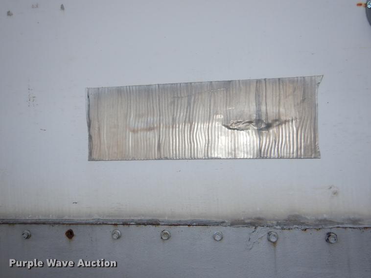 image for item DF1991 1986 Wabash FRD-102 dry van trailer