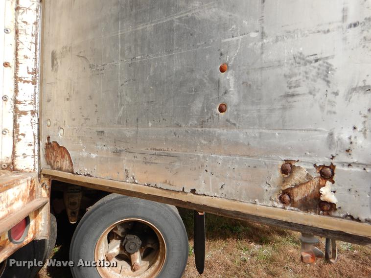 image for item DF1991 1986 Wabash FRD-102 dry van trailer