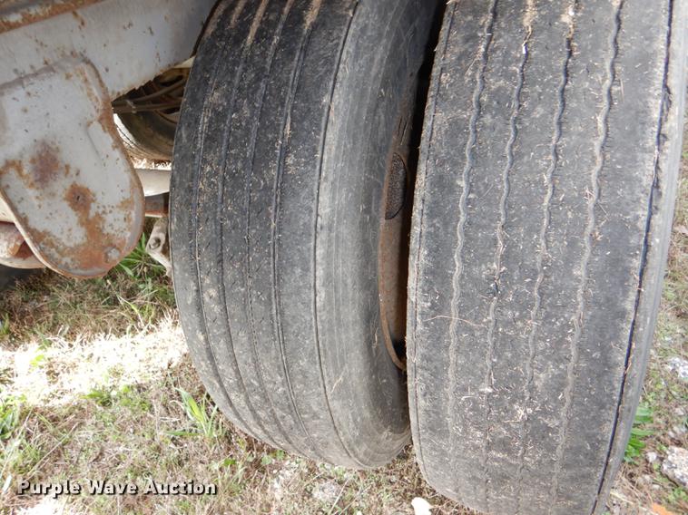 image for item DF1991 1986 Wabash FRD-102 dry van trailer