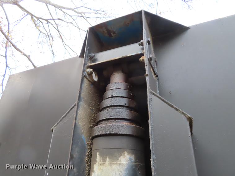 image for item DN9171 1985 Hobbs end dump trailer