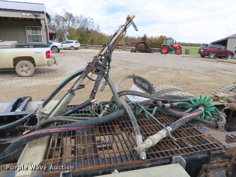 image for item DN9175 1989 Peterbilt 379 semi truck