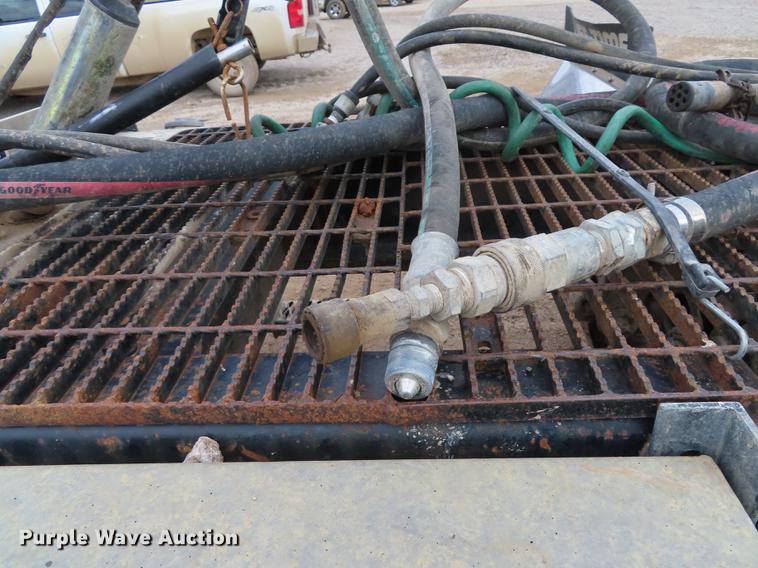 image for item DN9175 1989 Peterbilt 379 semi truck