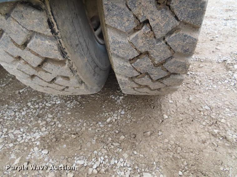 image for item DN9176 1993 Western Star 4900 semi truck