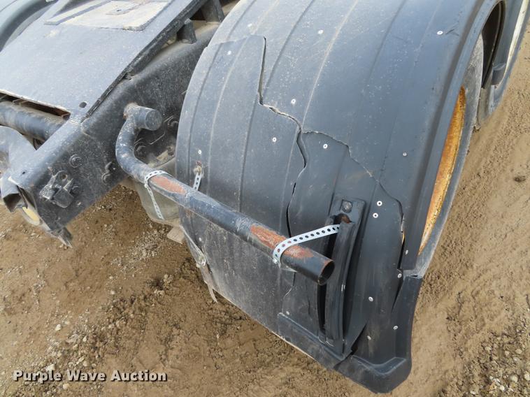 image for item DN9176 1993 Western Star 4900 semi truck