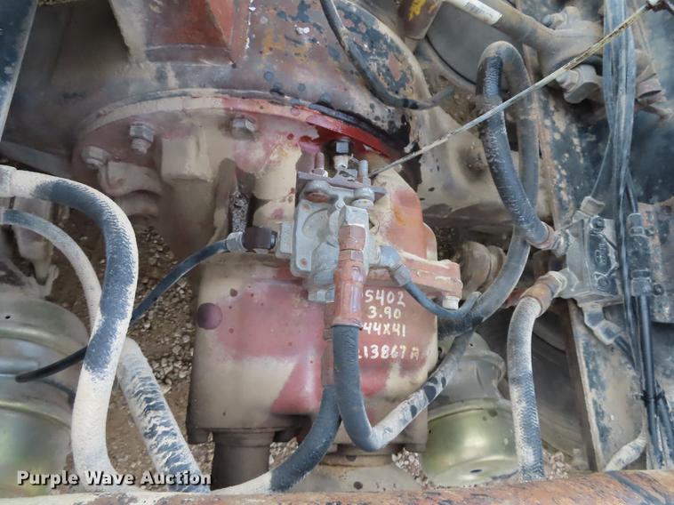 image for item DN9176 1993 Western Star 4900 semi truck