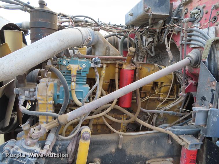 image for item DN9176 1993 Western Star 4900 semi truck