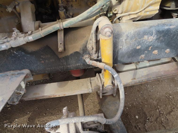 image for item DN9176 1993 Western Star 4900 semi truck