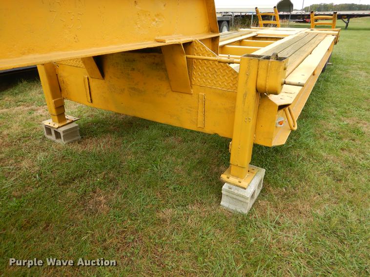 image for item EW9538 1985 shop built equipment trailer