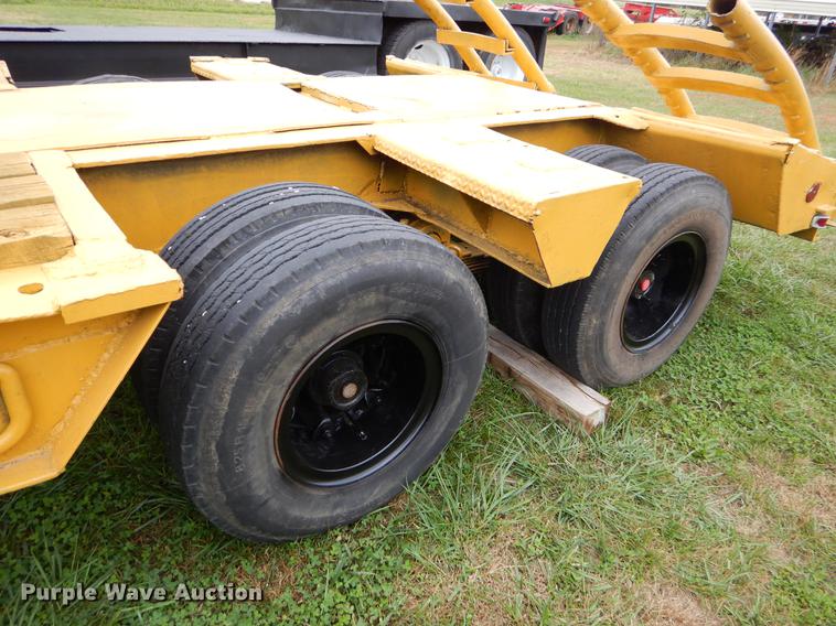 image for item EW9538 1985 shop built equipment trailer