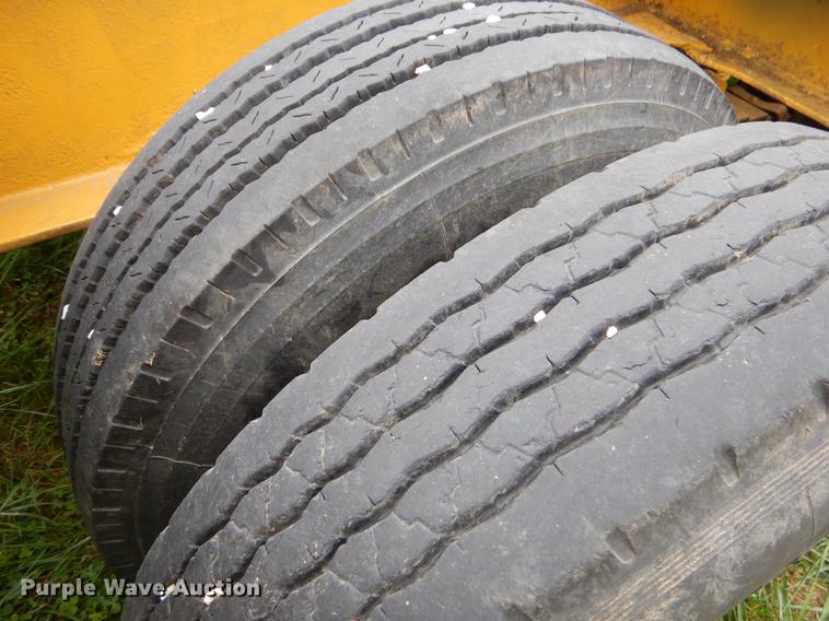 image for item EW9538 1985 shop built equipment trailer