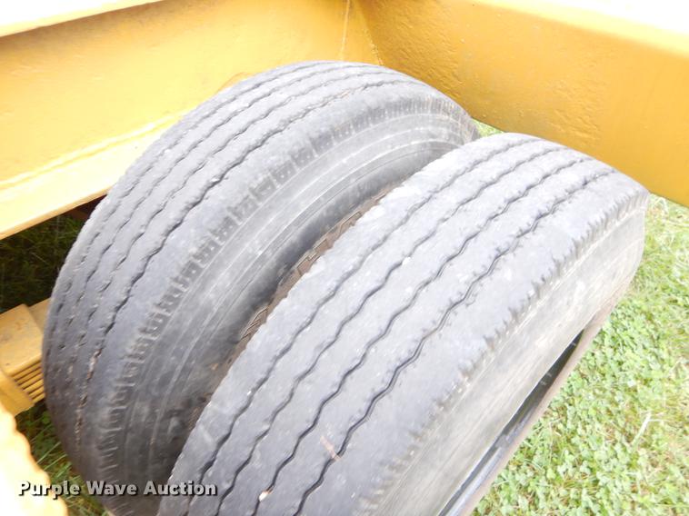 image for item EW9538 1985 shop built equipment trailer