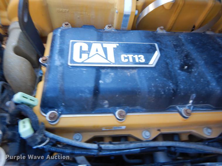 image for item EW9540 2015 Caterpillar CT660 truck cab and chassis