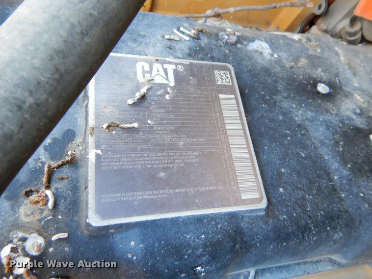 image for item EW9540 2015 Caterpillar CT660 truck cab and chassis