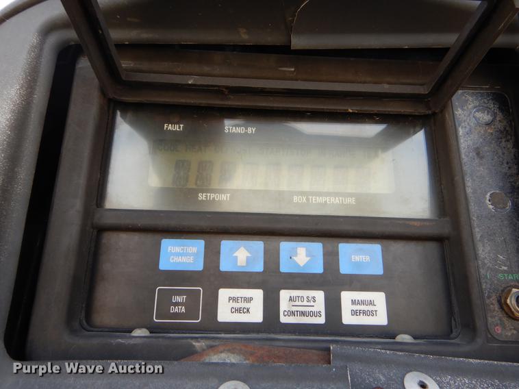 image for item EW9543 2005 Utility 300R refrigerated van trailer