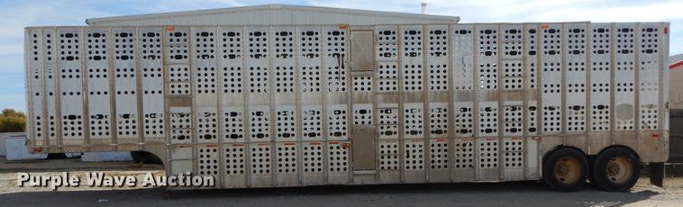 image for item EW9544 1996 Guthrie livestock trailer