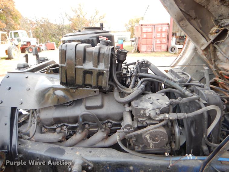 image for item EW9578 1989 Ford 800 yard truck