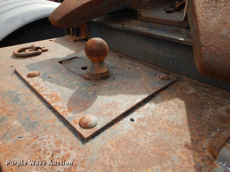 image for item EW9578 1989 Ford 800 yard truck