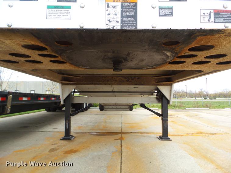 image for item L5716 2010 Wilson DWH-500 double hopper bottom grain trailer