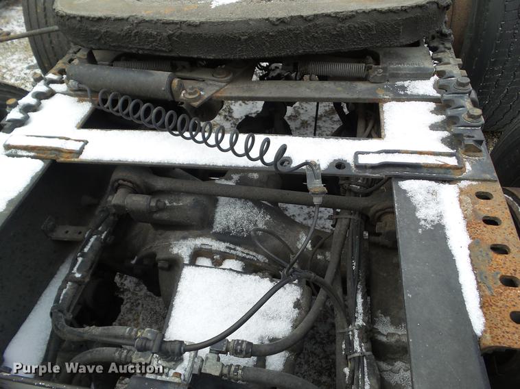 image for item L5719 2007 Volvo VNL semi truck