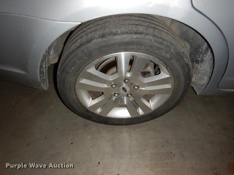 image for item DD8961 2006 Ford Fusion SEL